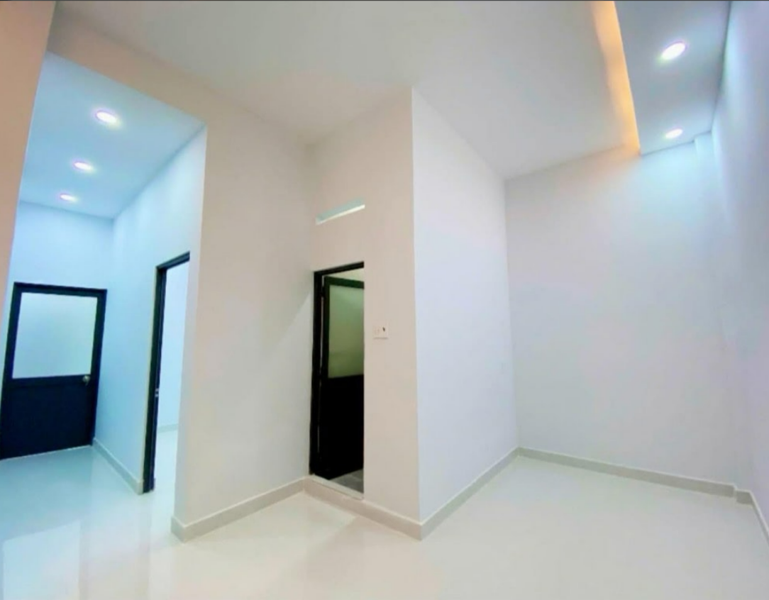 Siêu Phẩm nhà mới xây- Góc 2 mặt tiền ,mặt tiền lớn ,Tngay trung tâm Bình Tân,  giá chỉ 3 tỷ - Cơ Hội Vàng cho đầu tư , và kinh doanh